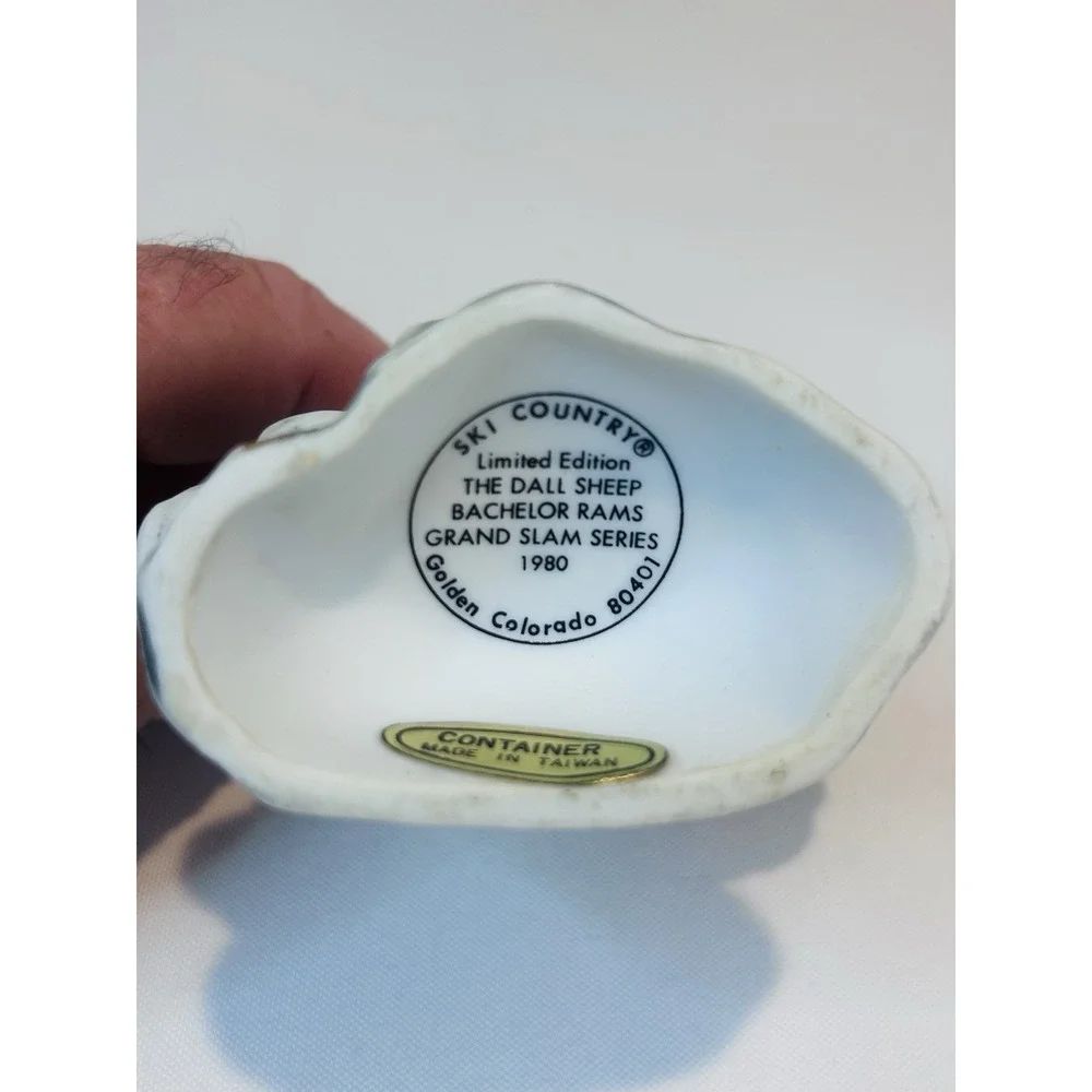 Ski Country Dall Sheep Bachelor Rams 1980 Grand Slam Series Decanter Empty